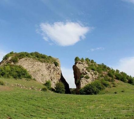 ثبت ملی بشکافته سنگ و عروس طله سیاهکل !