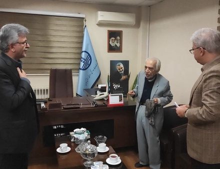 هبه پرفسور پیروز صرفا در جهت توسعه بیمارستان لاهیجان هزینه می شود؛