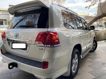 توقیف لندکروز قاچاق در شرق گیلان