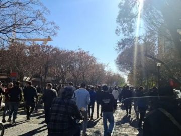 اعتراض بازاریان به نوسانات شدید ارزی