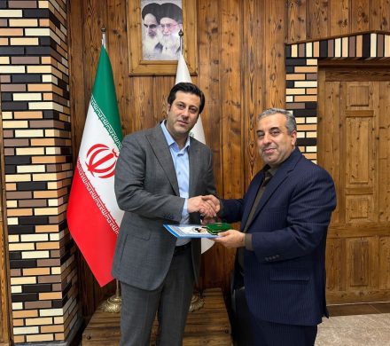 فرمانده سپاه قدس گیلان از شهردار لاهیجان تقدیر کرد
