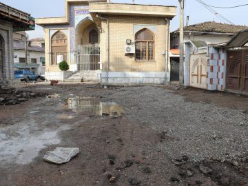 آغاز عملیات کف‌سازی محلات خمیرکلایه و شعربافان لاهیجان