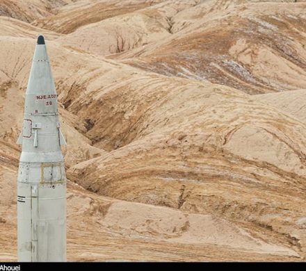 سپاه: ناو پشتیبانی رزمی آمریکا مورد اصابت قرار گرفت