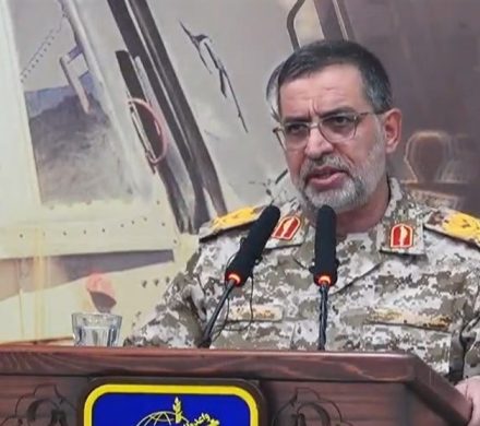 ناو آبراهام لینکلن متواری شد