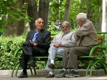 آغاز پرداخت عیدی ۲۰۰ هزار بازنشسته و مستمری بگیر گیلانی