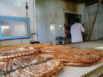 نانواییهای گیلان برای دریافت تسهیلات به فرمانداریها مراجعه کنند