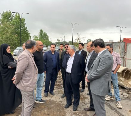 بازدید میدانی مسئولان از پروژه‌های نیمه‌تمام لاهیجان