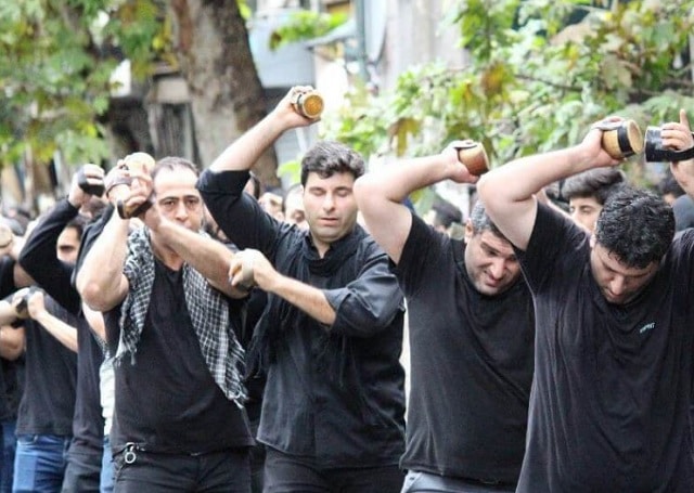 برگزاری مراسم سنتی کرب زنی در لاهیجان