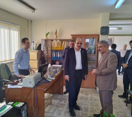 دیدار فرماندار لاهیجان با کارکنان مدیریت جهاد کشاورزی