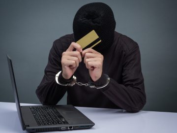 دستگیری عامل کلاهبرداری اینترنتی در لاهیجان