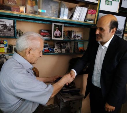 تقدیر از دو هنرمند عکاس لاهیجانی