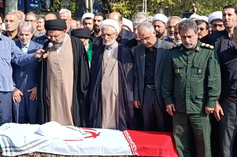 پیکر آیت‌الله قربانی در لاهیجان تشییع شد